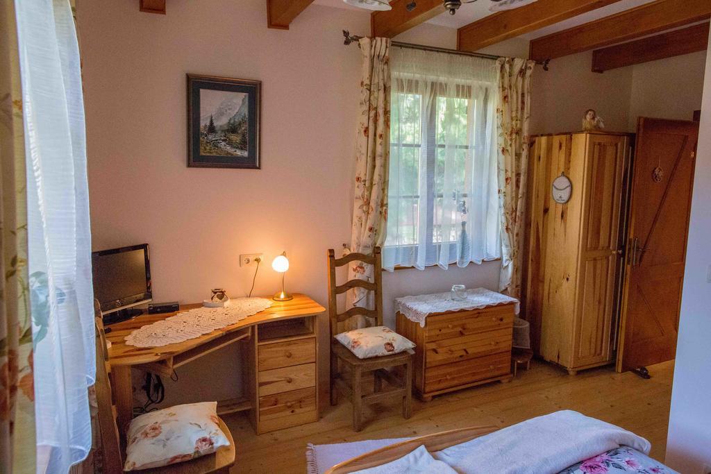 Willa Nad Popradem Bed and Breakfast Piwniczna-Zdroj Εξωτερικό φωτογραφία